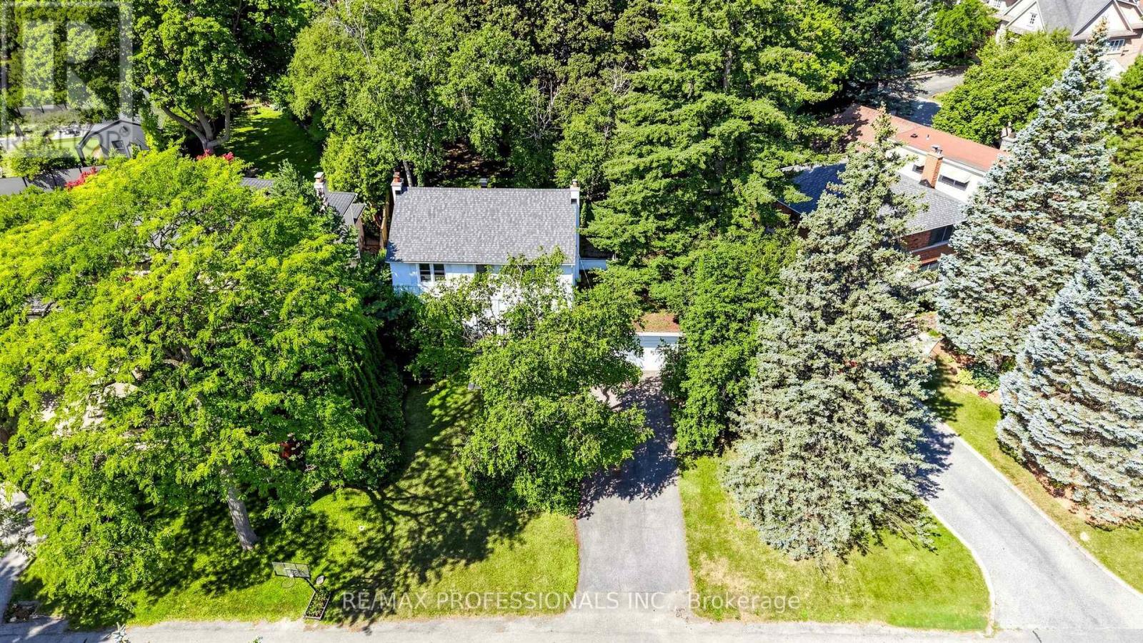 8 Southway Road, Toronto, Ontario  M9A 3X9 - Photo 15 - W13635732