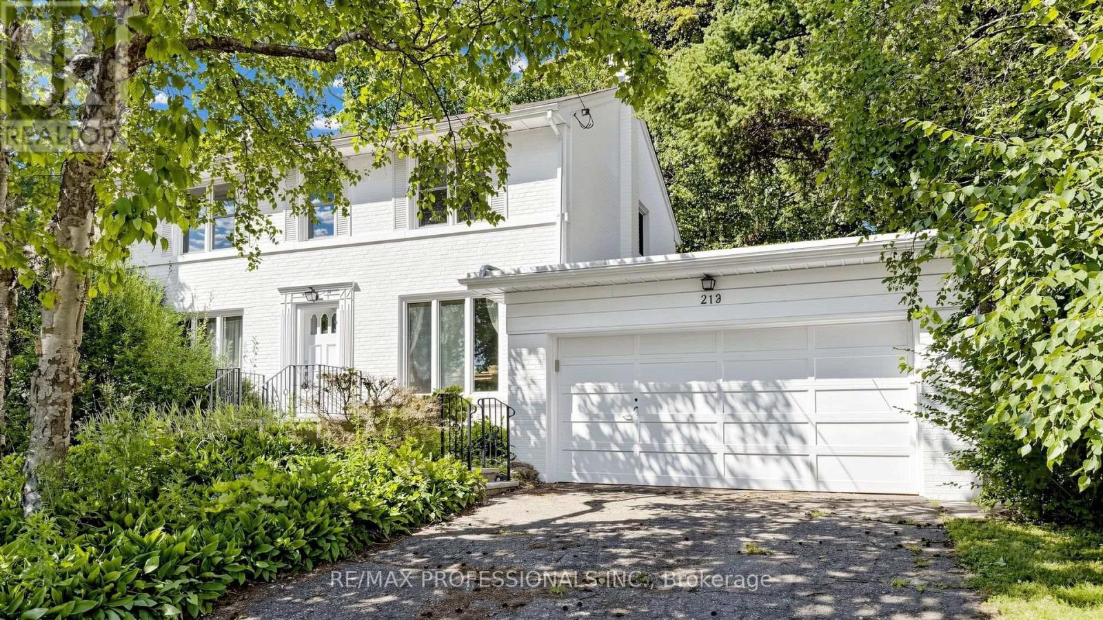 8 Southway Road, Toronto, Ontario  M9A 3X9 - Photo 5 - W13635732