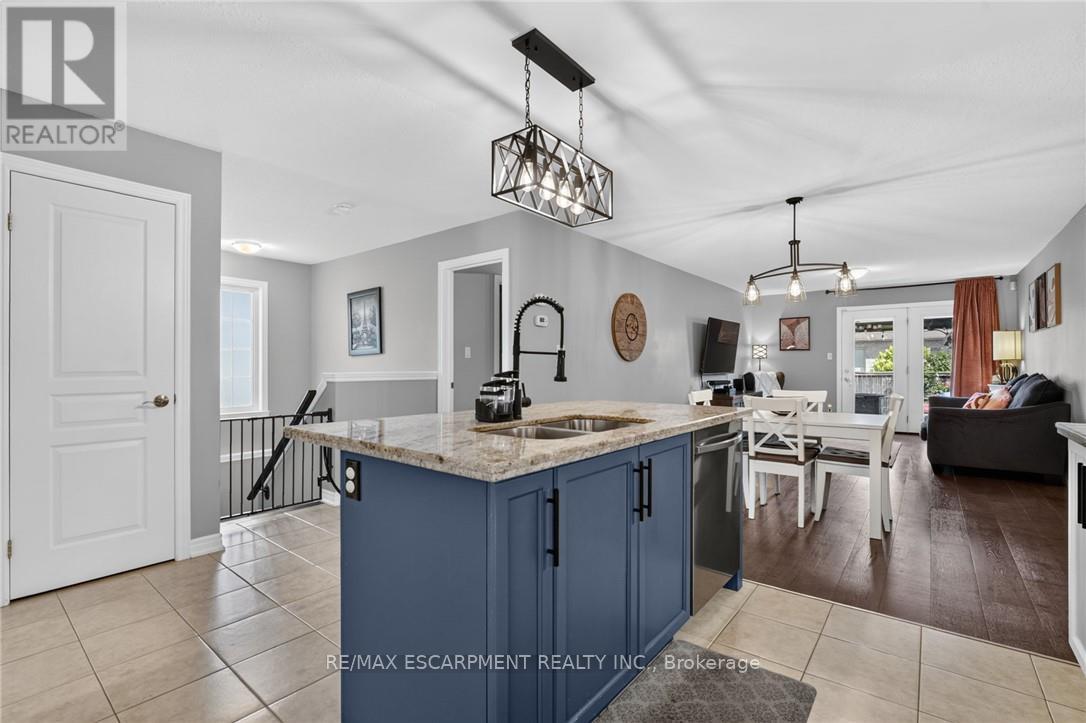 105 Anastasia Boulevard, West Lincoln, Ontario  L0R 2A0 - Photo 11 - X13635700
