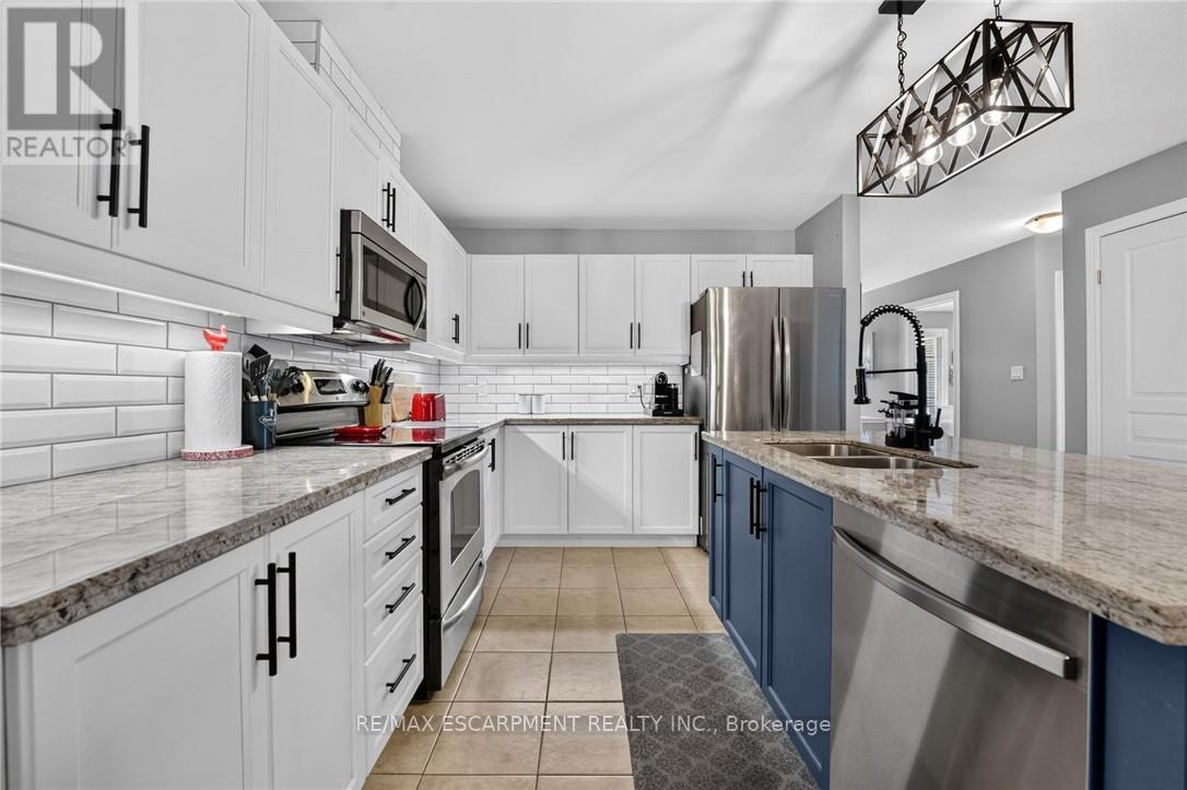 105 Anastasia Boulevard, West Lincoln, Ontario  L0R 2A0 - Photo 12 - X13635700