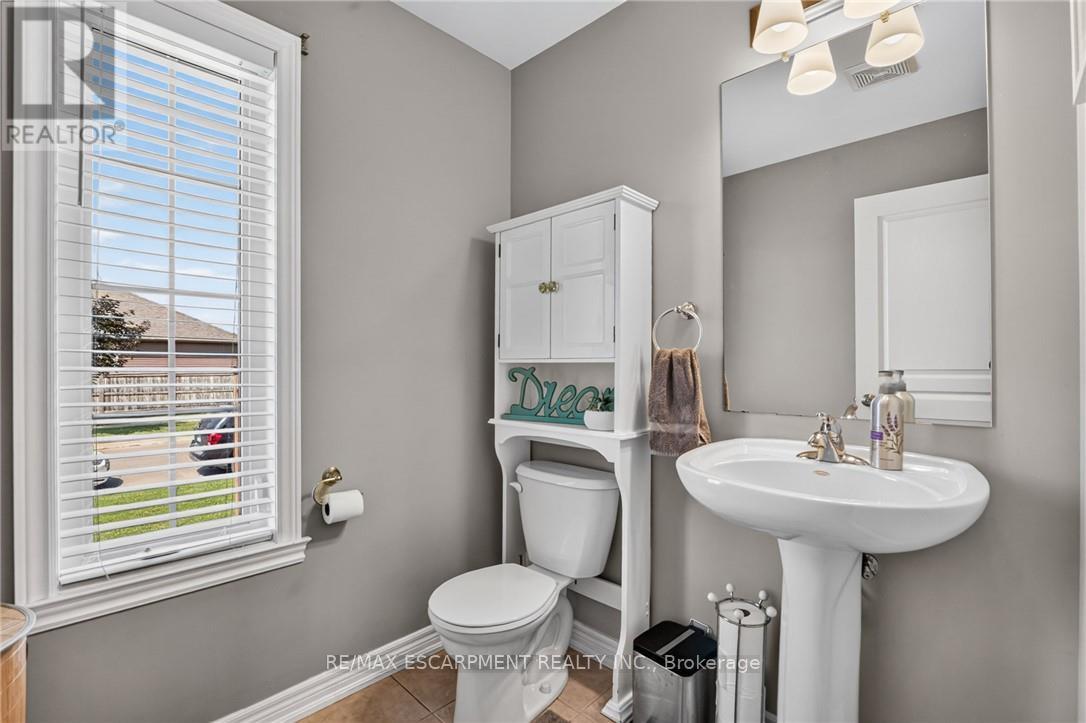 105 Anastasia Boulevard, West Lincoln, Ontario  L0R 2A0 - Photo 22 - X13635700