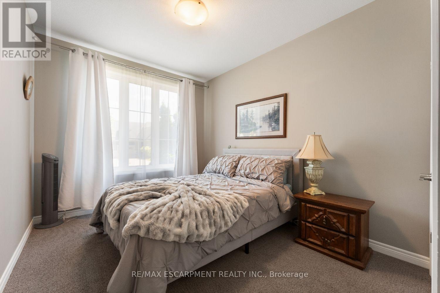 60 Andrew Lane, Thorold, Ontario  L2V 0E4 - Photo 5 - X13635758