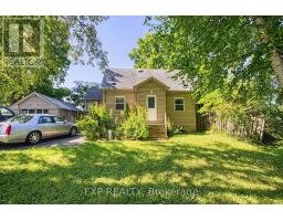 99 MOHAWK ROAD W, Hamilton, Ontario
