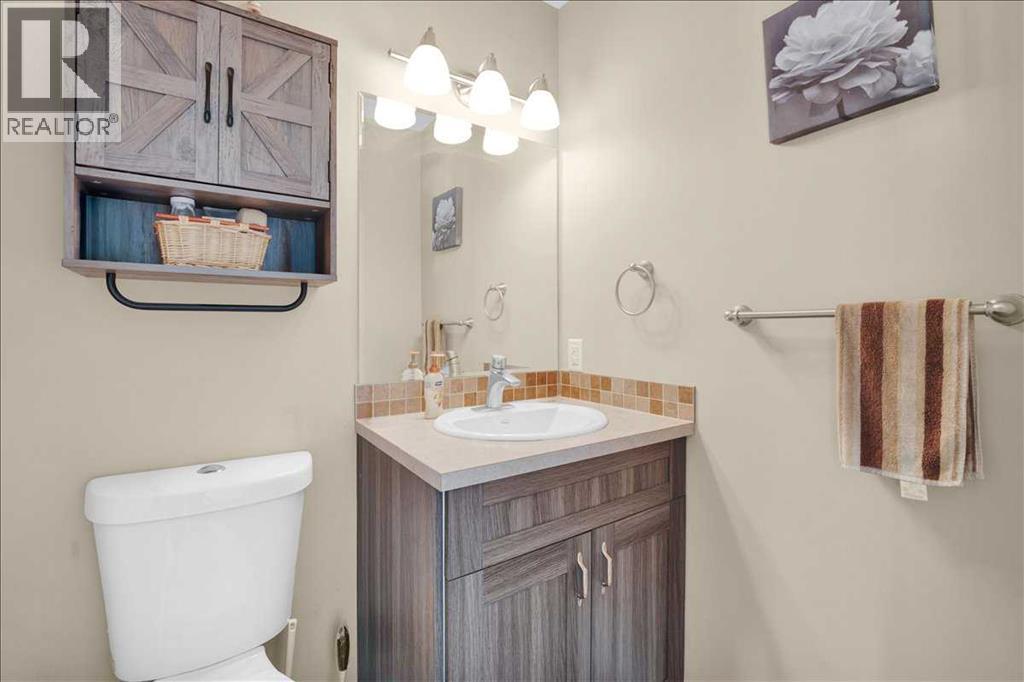 118 Meadowpark Drive, Carstairs, Alberta  T0M 0N0 - Photo 16 - A2325309