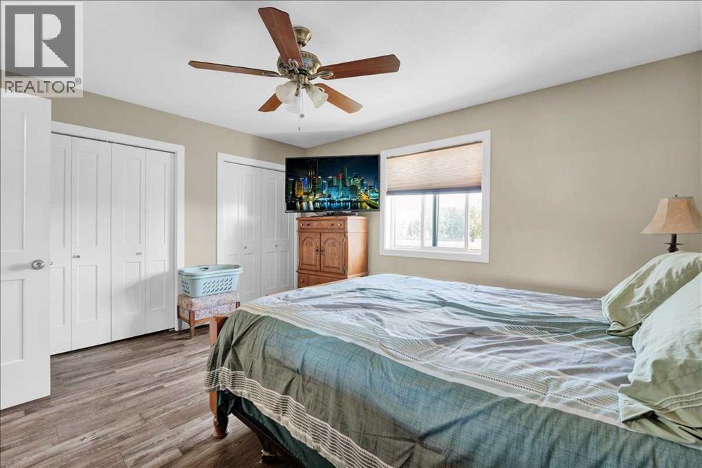 118 Meadowpark Drive, Carstairs, Alberta  T0M 0N0 - Photo 19 - A2325309