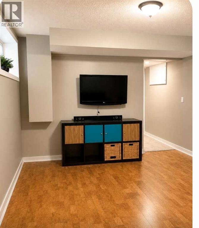 1155 Kings Heights Way SE, Airdrie, Alberta  T4A 0S4 - Photo 37 - A2333078