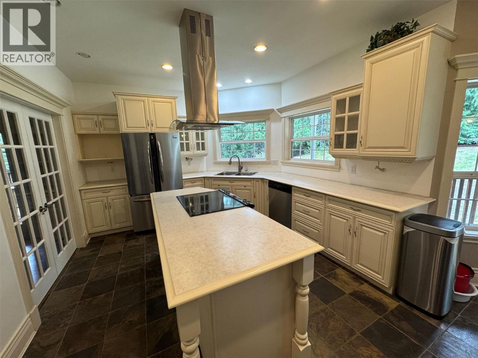 6016 Athelston-Hartford Road, Grand Forks, British Columbia  V0H 1H5 - Photo 6 - 10396473