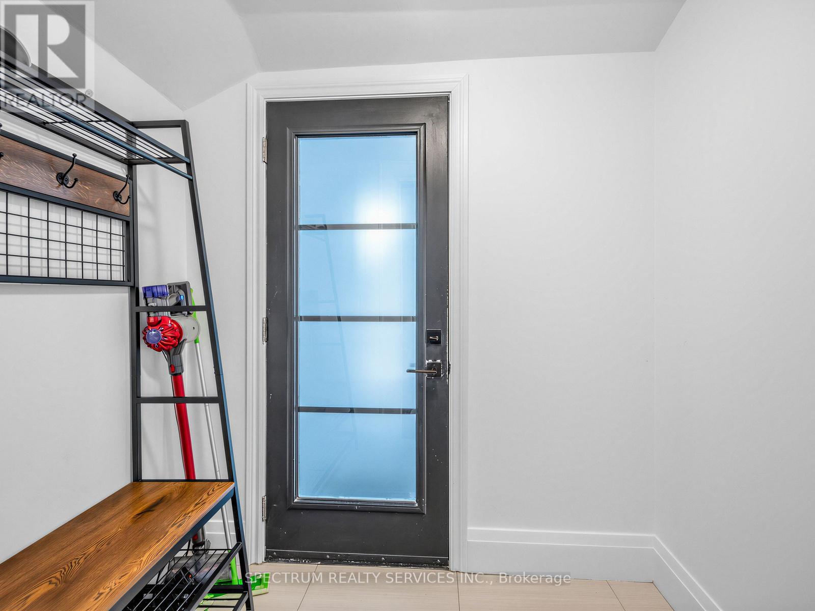 29 Raglan Avenue, Toronto, Ontario  M6C 2K7 - Photo 2 - C13489834
