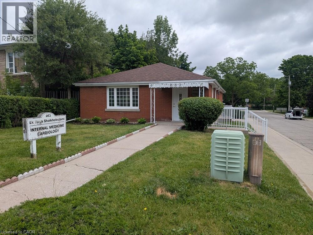 663 CORONATION Boulevard, Cambridge, Ontario