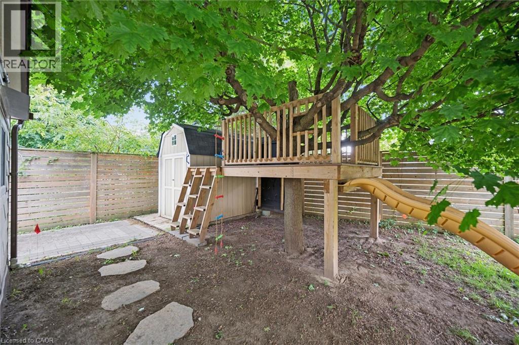 18 Jasper Court, Kitchener, Ontario  N2E 1C6 - Photo 46 - 40853059