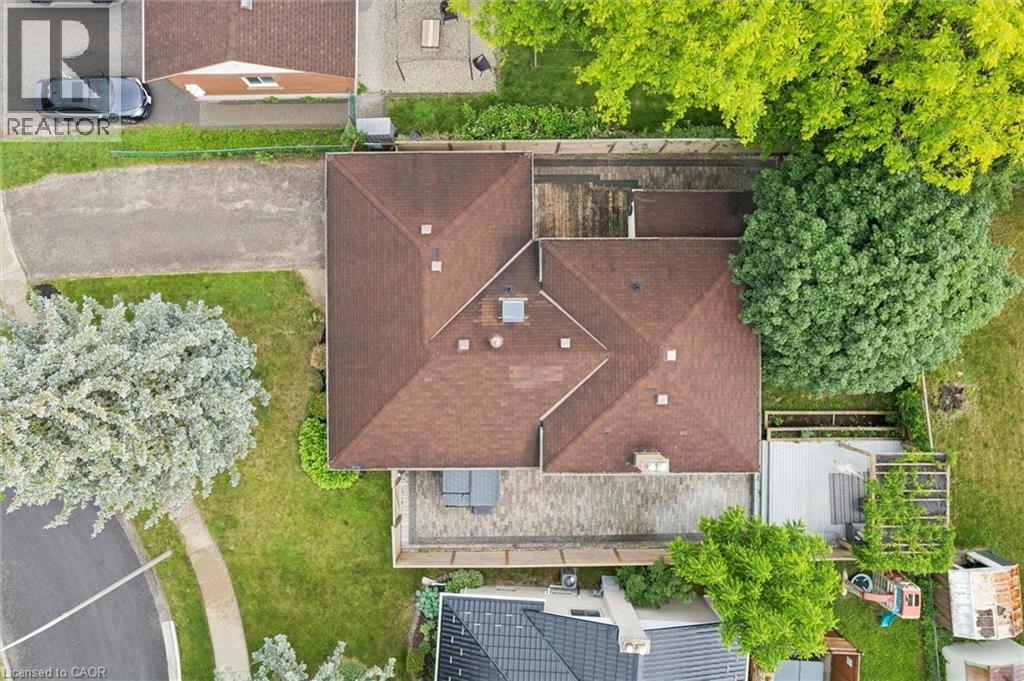 18 Jasper Court, Kitchener, Ontario  N2E 1C6 - Photo 48 - 40853059