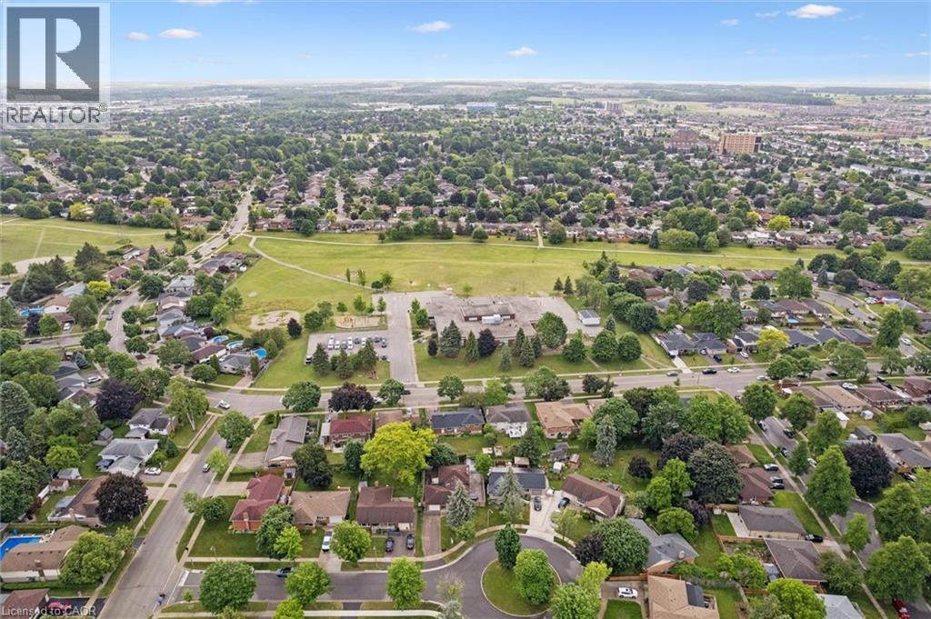 18 Jasper Court, Kitchener, Ontario  N2E 1C6 - Photo 49 - 40853059
