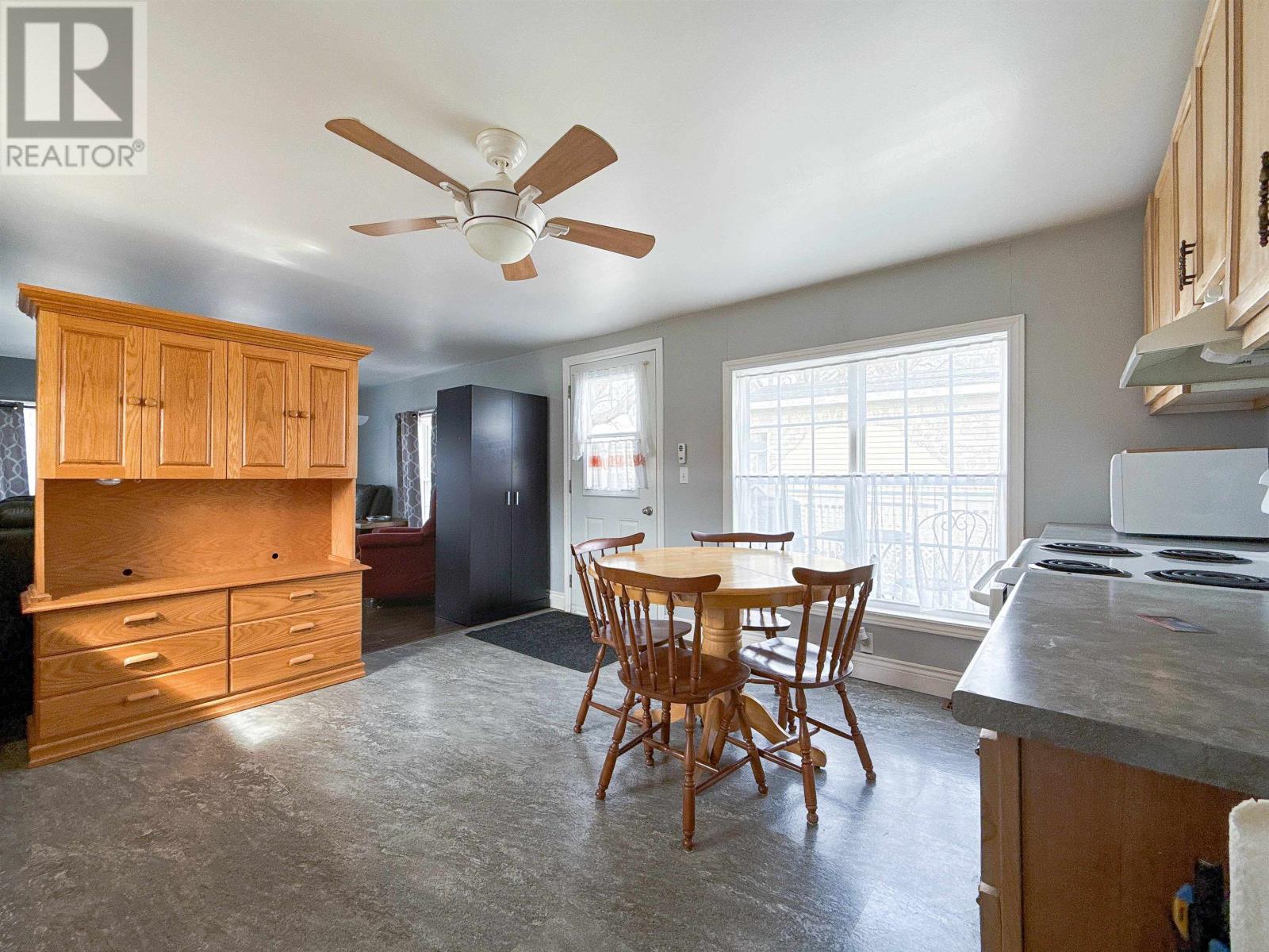 27 Linkletter Estates, Summerside, Prince Edward Island  C1N 4B2 - Photo 6 - 202619530