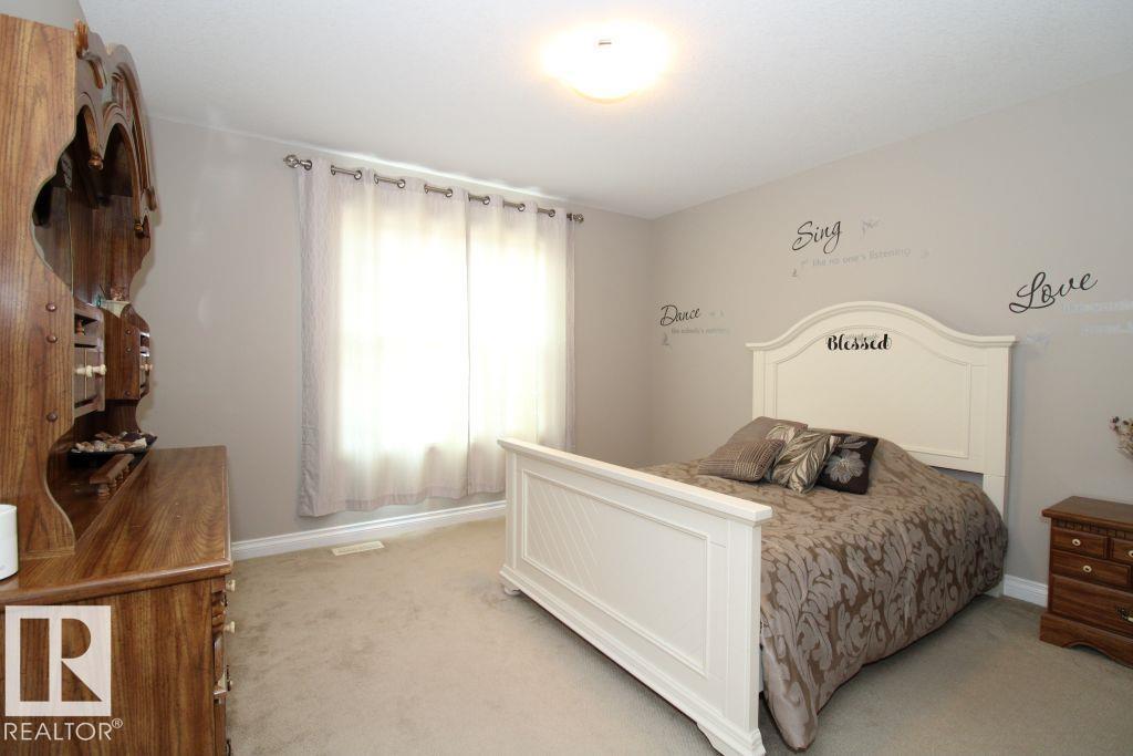 3048 Harvey Cr NW, Edmonton, Alberta  T6M 0N4 - Photo 14 - E4502029