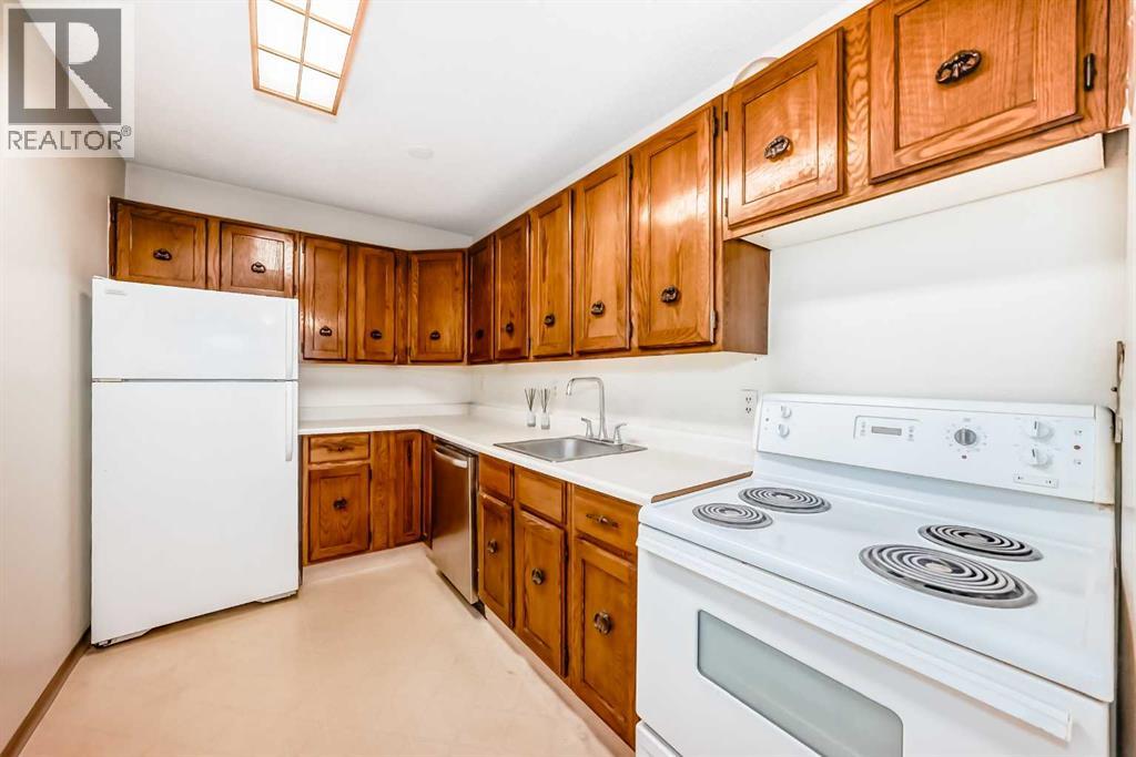 1312, 315 Southampton Drive SW, Calgary, Alberta  T2W 2T6 - Photo 3 - A2314004