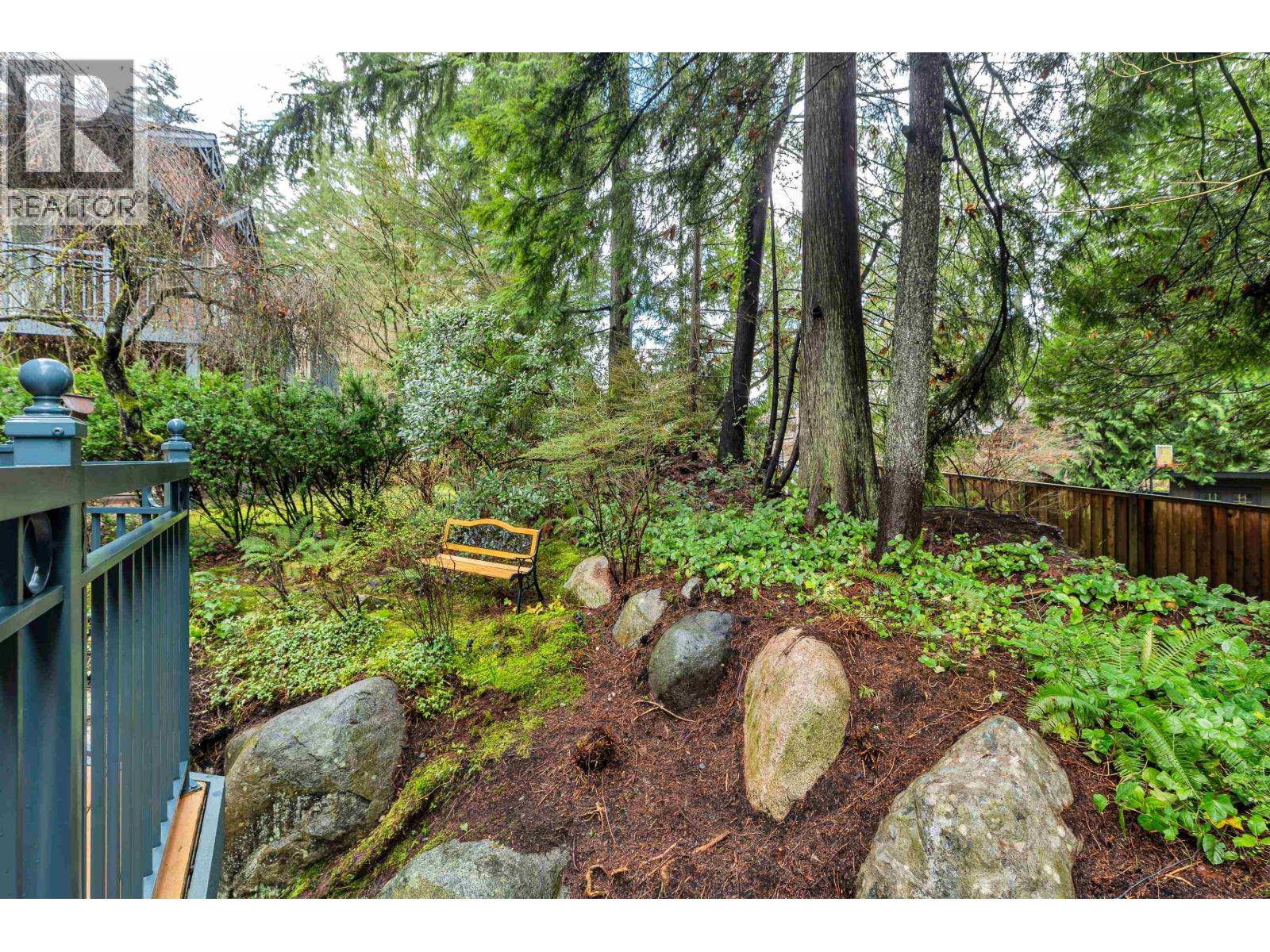 1102 Strathaven Drive, North Vancouver, British Columbia  V7H 2Z6 - Photo 23 - R3146030