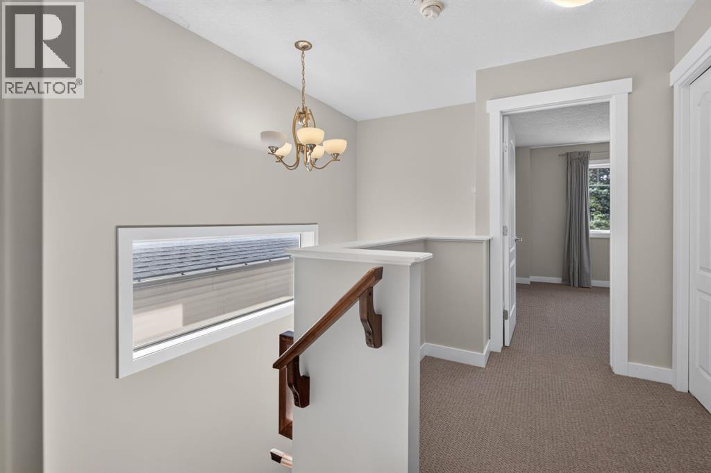 22 Panora Road NW, Calgary, Alberta  T3K 0R4 - Photo 20 - A2334301