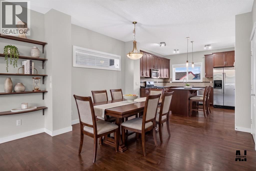 22 Panora Road NW, Calgary, Alberta  T3K 0R4 - Photo 10 - A2334301