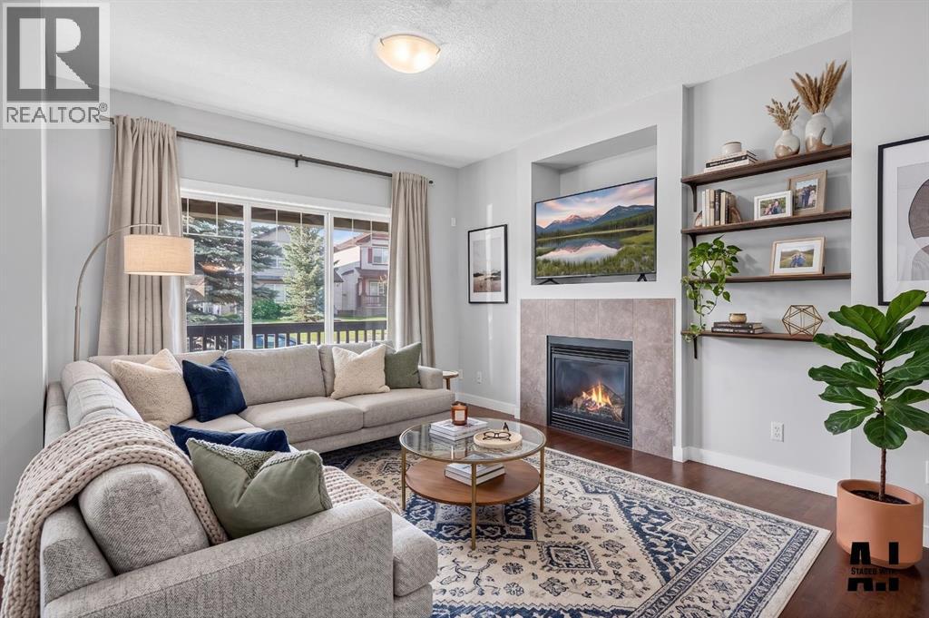 22 Panora Road NW, Calgary, Alberta  T3K 0R4 - Photo 5 - A2334301