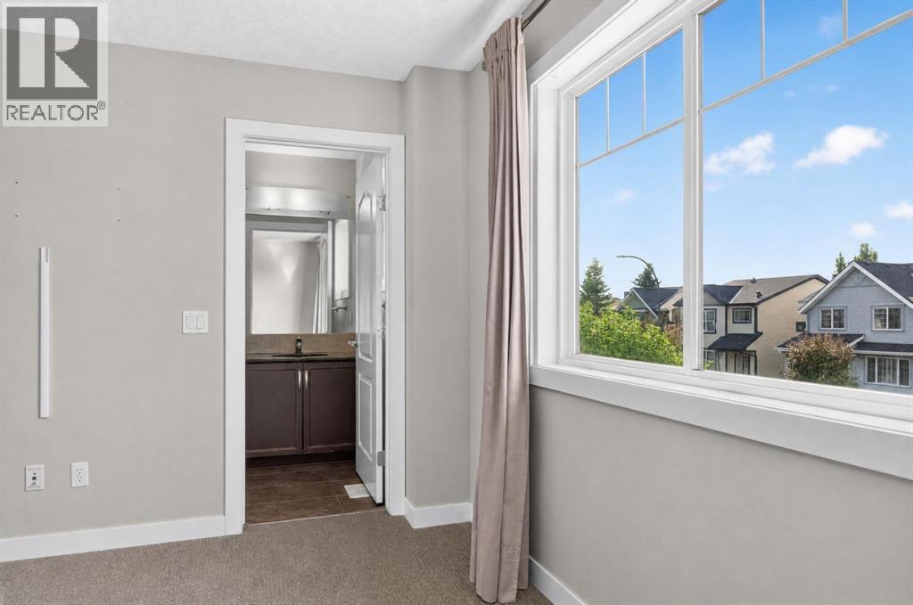 22 Panora Road NW, Calgary, Alberta  T3K 0R4 - Photo 25 - A2334301