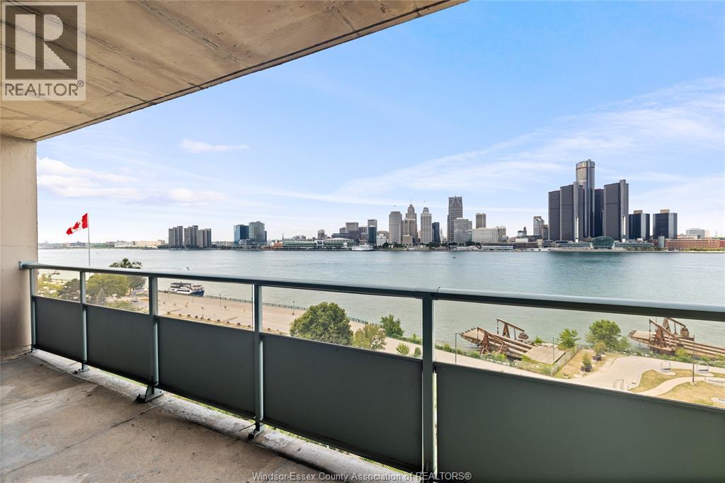 MLS# 26018793: 111 RIVERSIDE DRIVE Unit# 903, Windsor, Canada