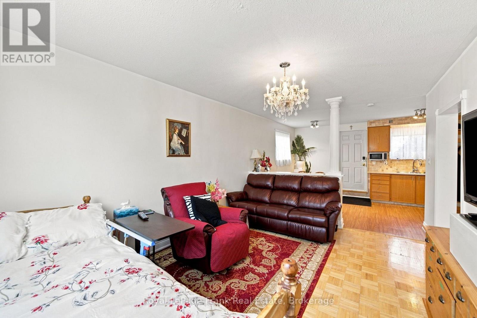 317 Dwight Avenue, Oshawa, Ontario L1J 1K8 - Photo 31 - E13636074