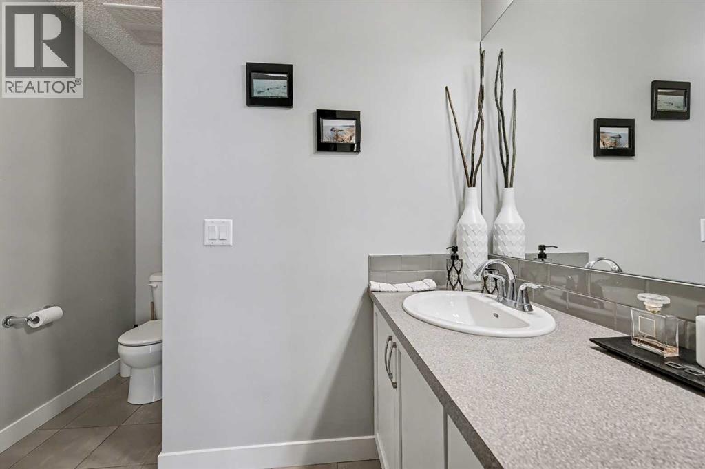 38 Sage Bluff Gate NW, Calgary, Alberta  T3R 0Y9 - Photo 28 - A2297224