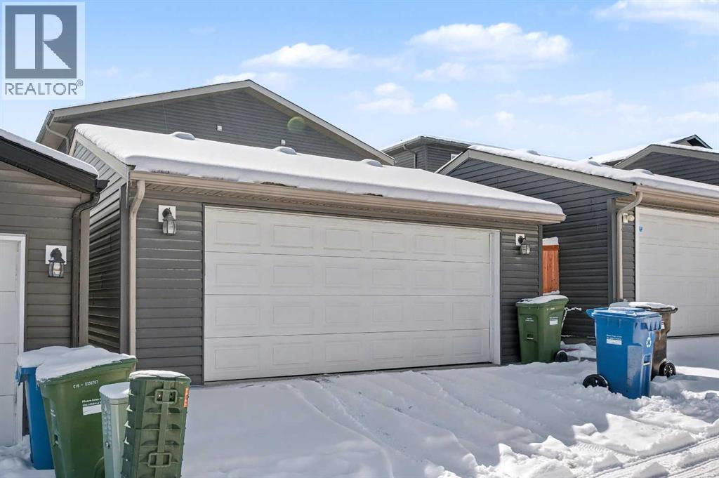 38 Sage Bluff Gate NW, Calgary, Alberta  T3R 0Y9 - Photo 44 - A2297224