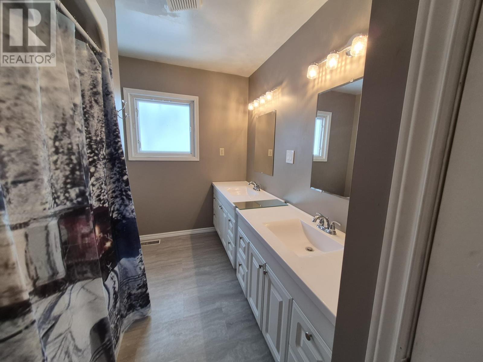 18 Lloyd Irwin Street, Marathon, Ontario  P0T 2E0 - Photo 21 - TB2600423