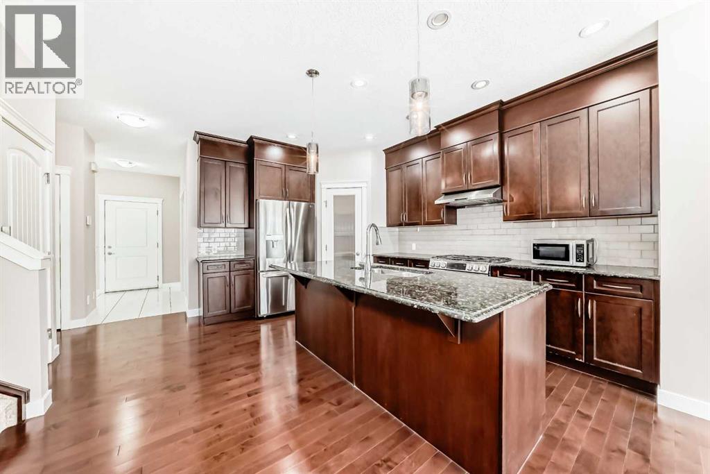 101 Redstone Drive NE, Calgary, Alberta  T3N 0N2 - Photo 8 - A2324186