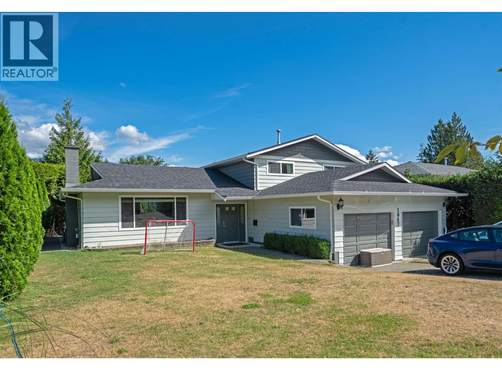 1047 Spar Drive, Coquitlam, British Columbia  V3H 3G9 - Photo 1 - R3151951