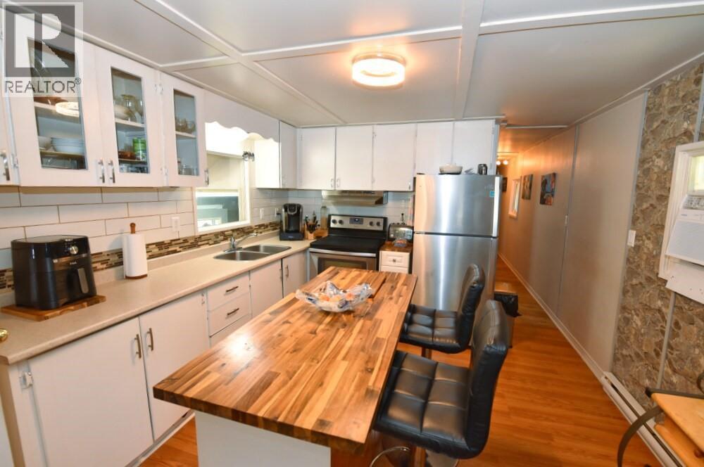 2891 Lakeshore ROAD Unit# 3 Sarnia Ontario Canada N0N1C0 4