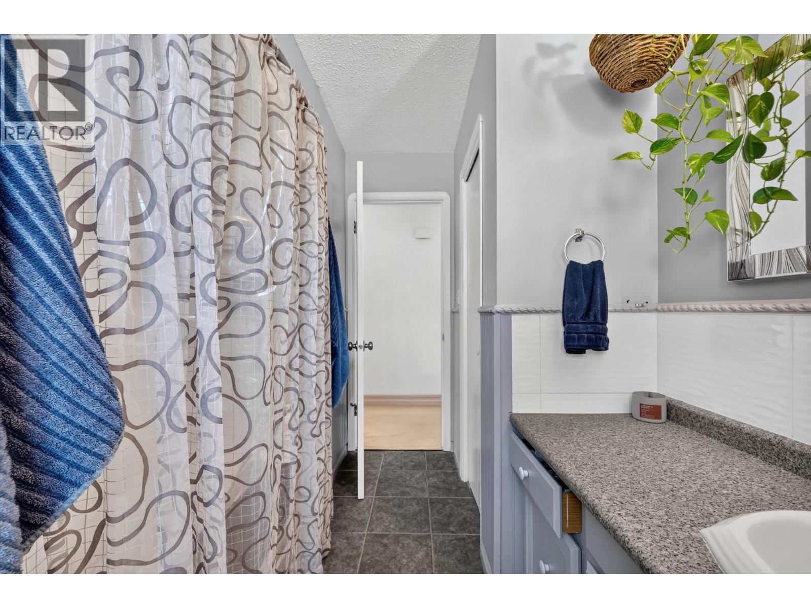 1045 Mitchell Road, Kelowna, British Columbia  V1X 3W7 - Photo 27 - 10396166