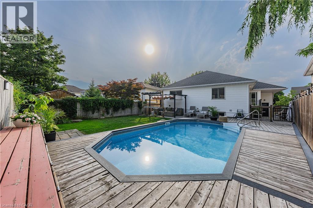 457 Eastbridge Boulevard, Waterloo, Ontario  N2K 3Y4 - Photo 43 - 40853074