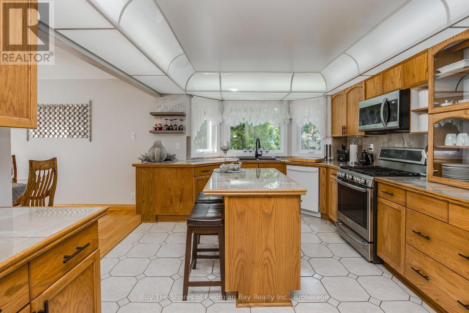 79 King Road, Tay, Ontario  L0K 2C0 - Photo 16 - S13597068