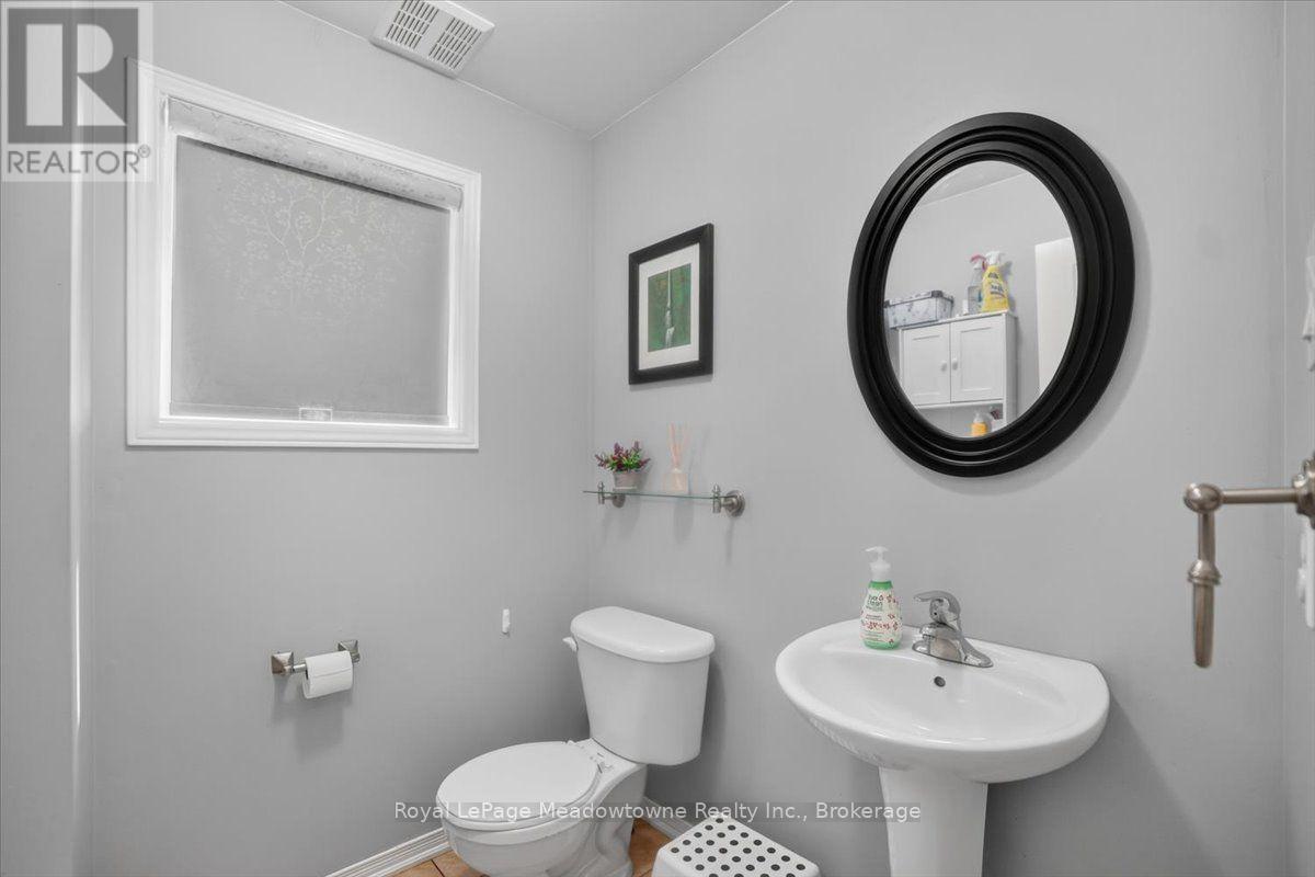 1138 Charlton Way, Milton (De Dempsey), Ontario  L9T 5Y8 - Photo 13 - W13635906