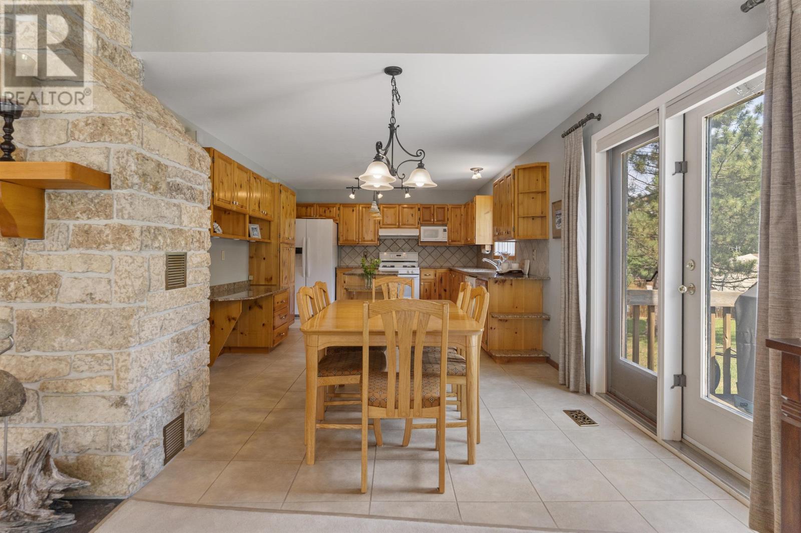 4306 Oak Heights Pl, Thunder Bay, Ontario  P7J 1A8 - Photo 16 - TB2602230