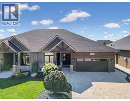 16 ROBIN COURT, Kingsville, Ontario