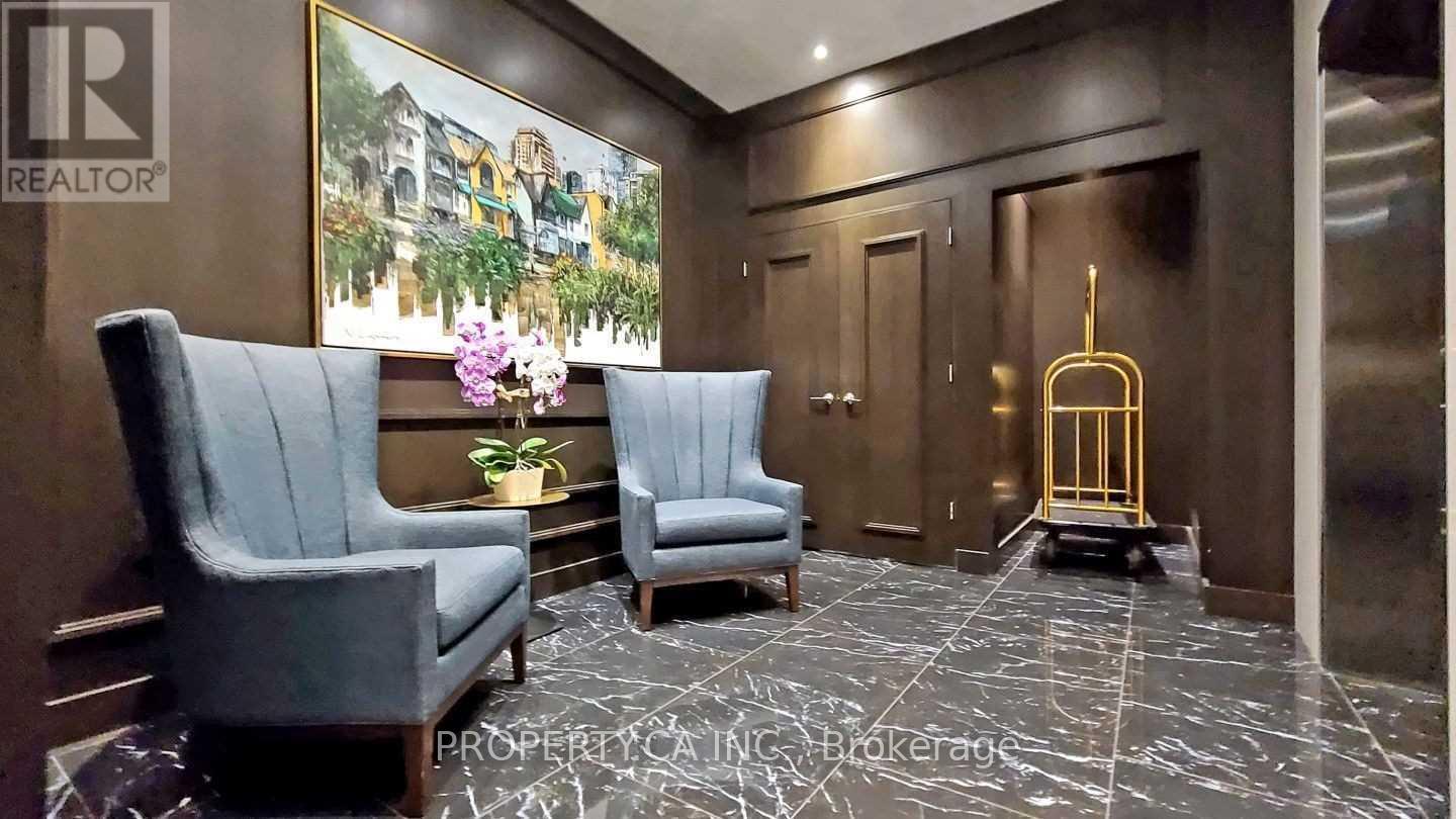 1110 - 80 Cumberland Street, Toronto (Annex), Ontario  M5R 3V1 - Photo 3 - C13635856