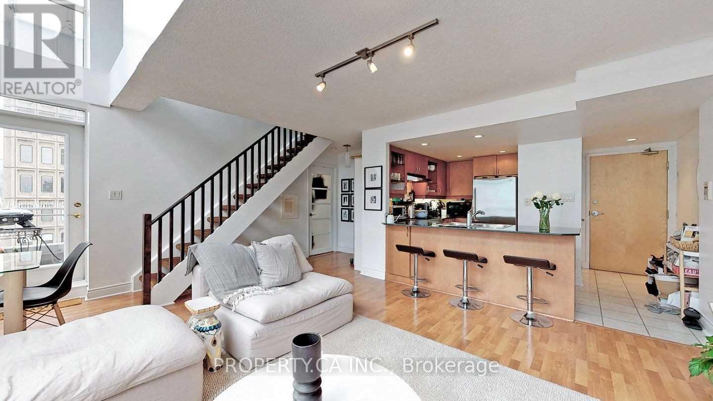 1110 - 80 Cumberland Street, Toronto (Annex), Ontario  M5R 3V1 - Photo 4 - C13635856