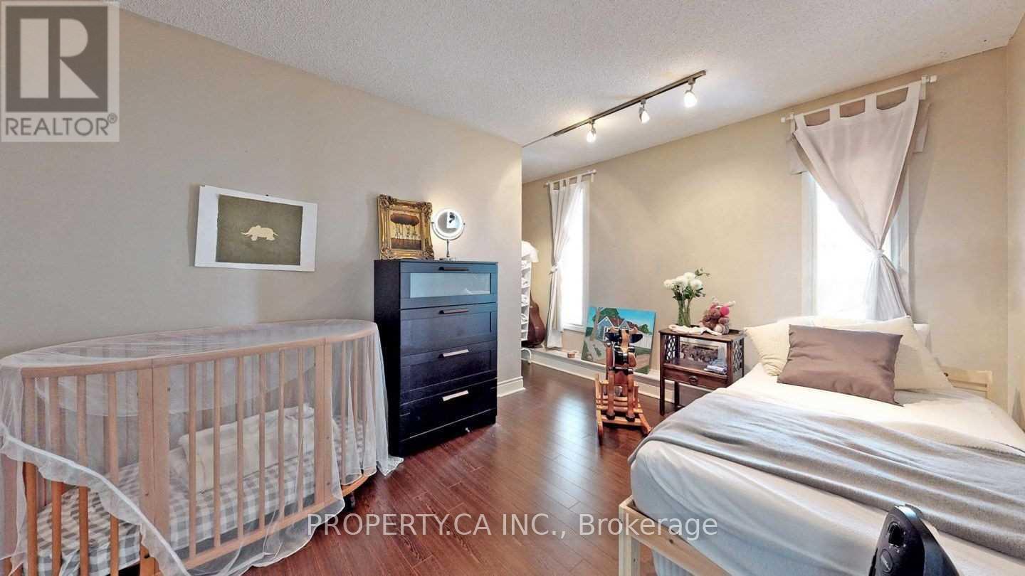 1110 - 80 Cumberland Street, Toronto (Annex), Ontario  M5R 3V1 - Photo 8 - C13635856