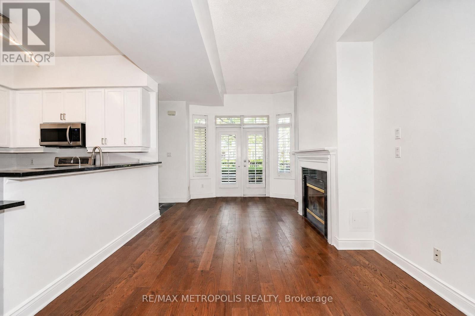 Th13 - 3 Rean Drive, Toronto, Ontario  M2K 3C2 - Photo 13 - C13635884