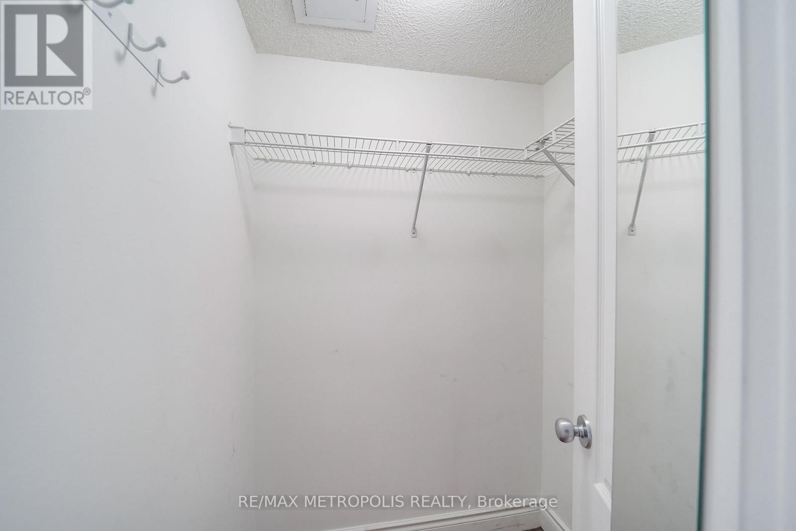 Th13 - 3 Rean Drive, Toronto, Ontario  M2K 3C2 - Photo 28 - C13635884