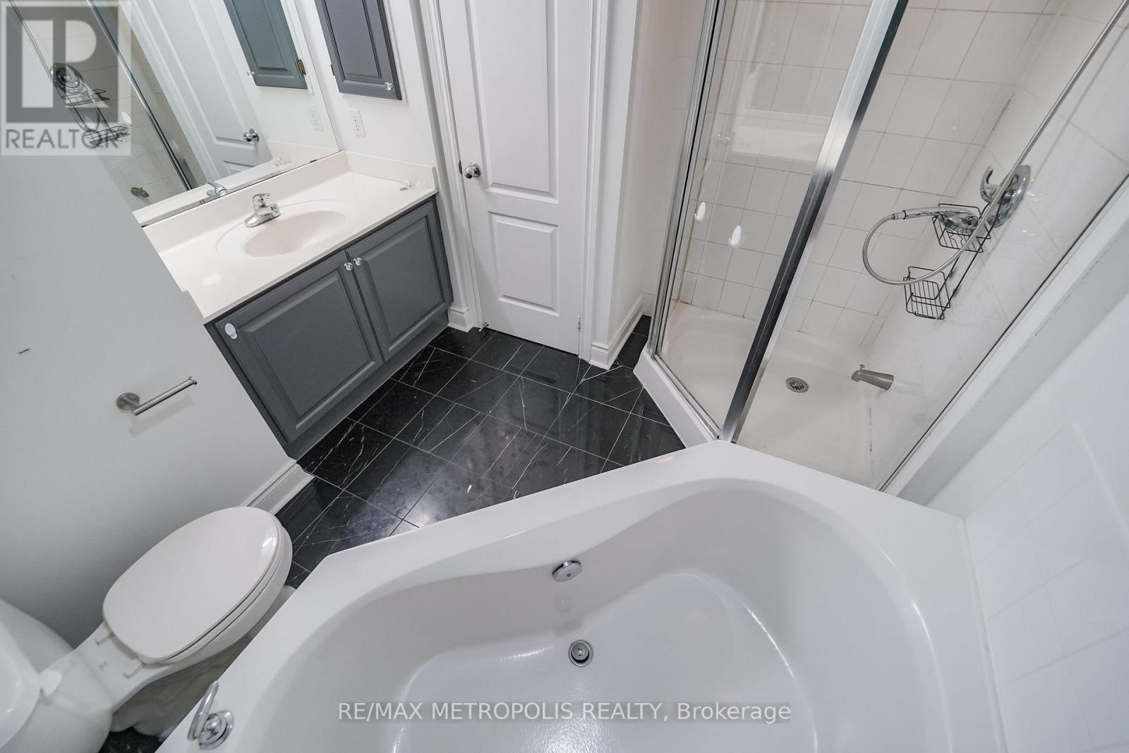 Th13 - 3 Rean Drive, Toronto, Ontario  M2K 3C2 - Photo 31 - C13635884