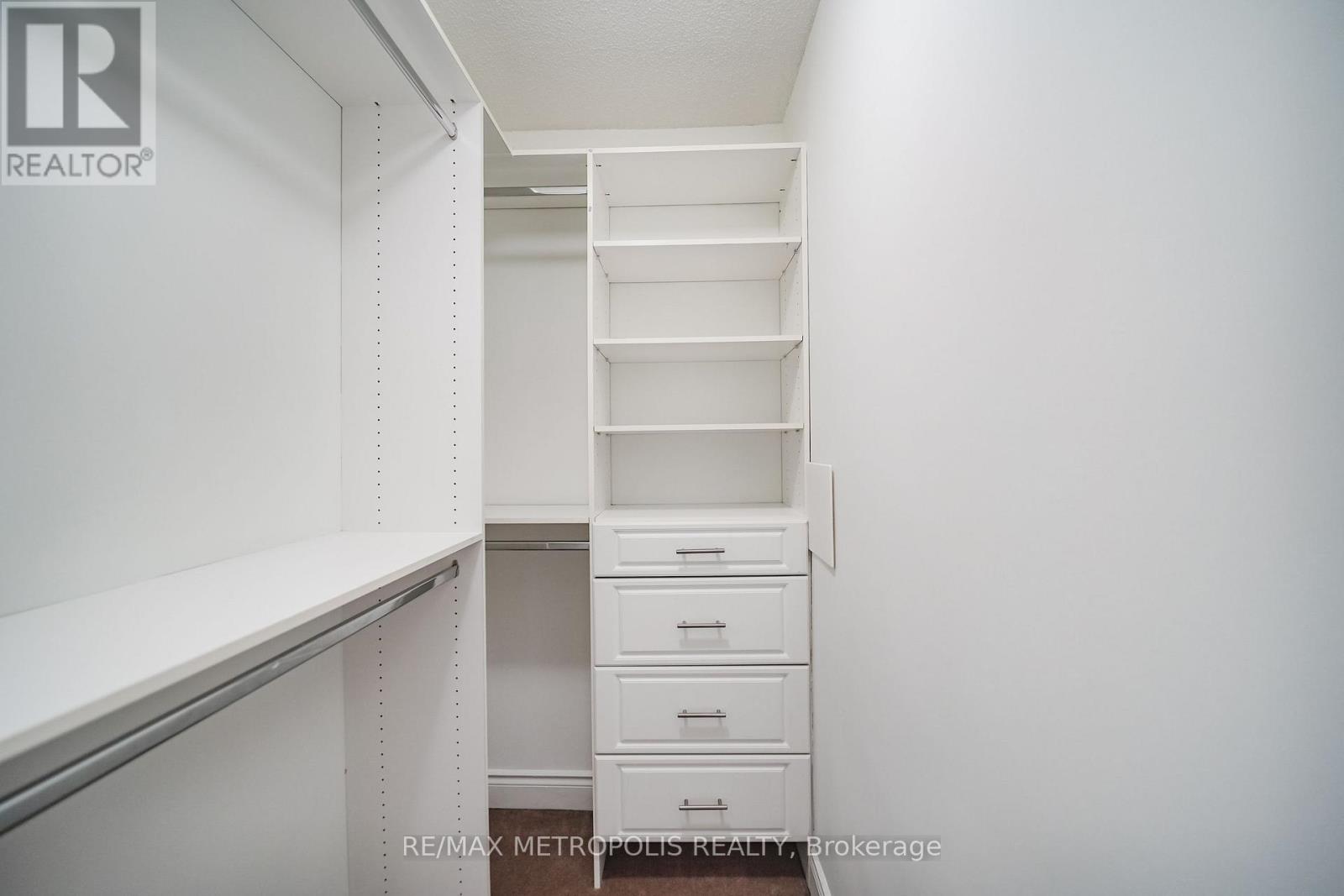 Th13 - 3 Rean Drive, Toronto, Ontario  M2K 3C2 - Photo 39 - C13635884