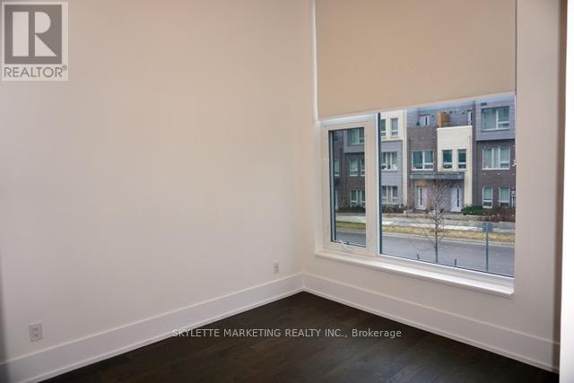 111 - 25 ADRA GRADO WAY