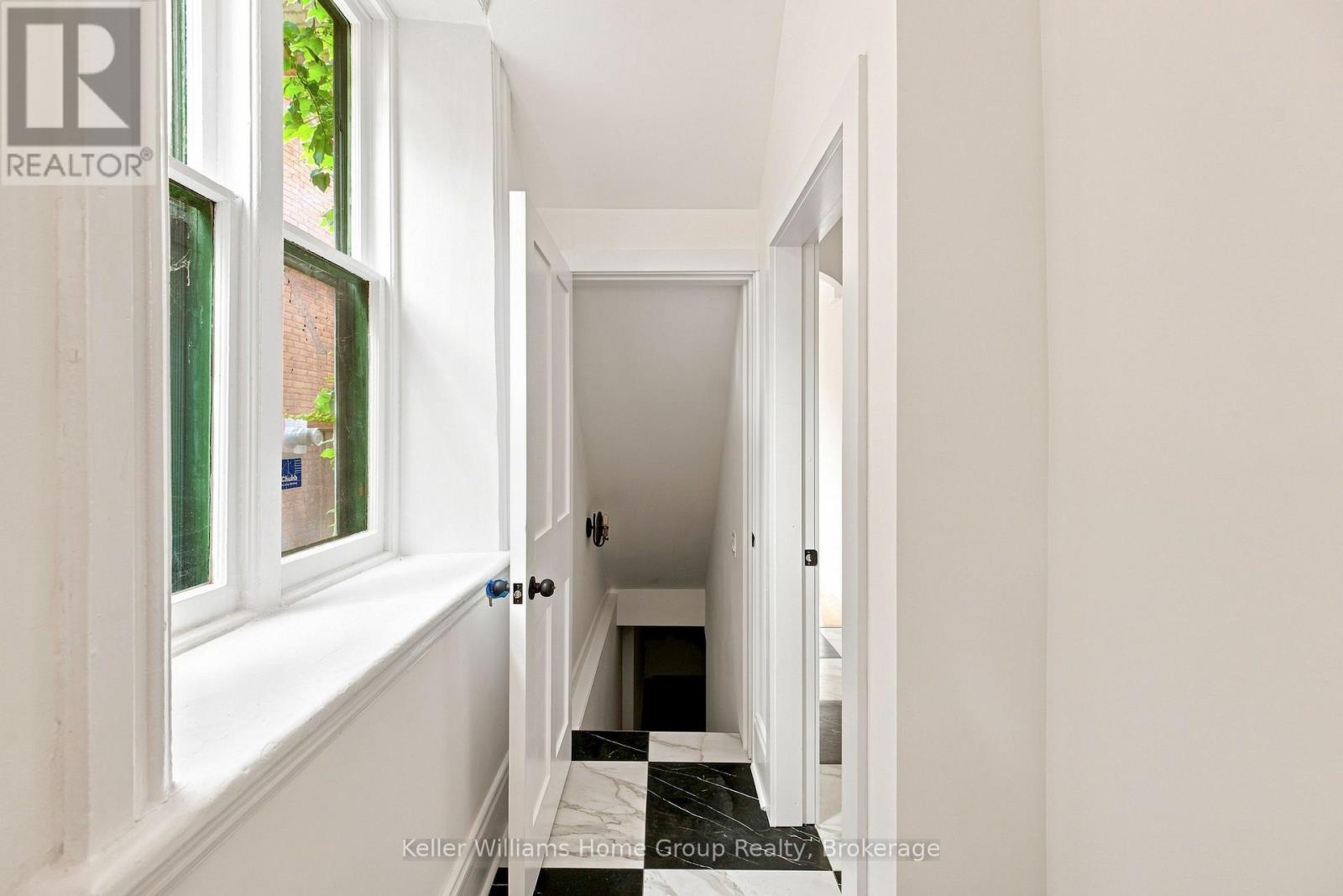 7 Waterloo Avenue, Guelph, Ontario  N1H 3H2 - Photo 40 - X13635878