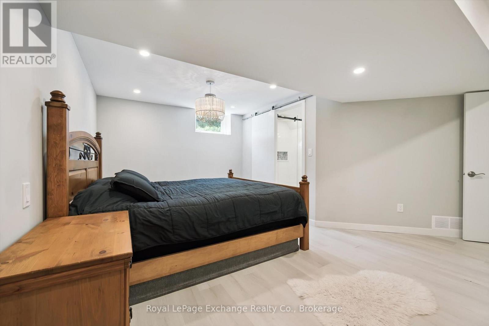 68 Elgin Street S, Cambridge, Ontario  N1R 5G5 - Photo 27 - X13635932