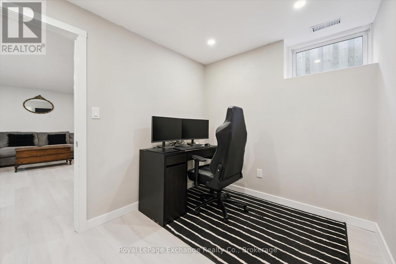 68 Elgin Street S, Cambridge, Ontario  N1R 5G5 - Photo 30 - X13635932