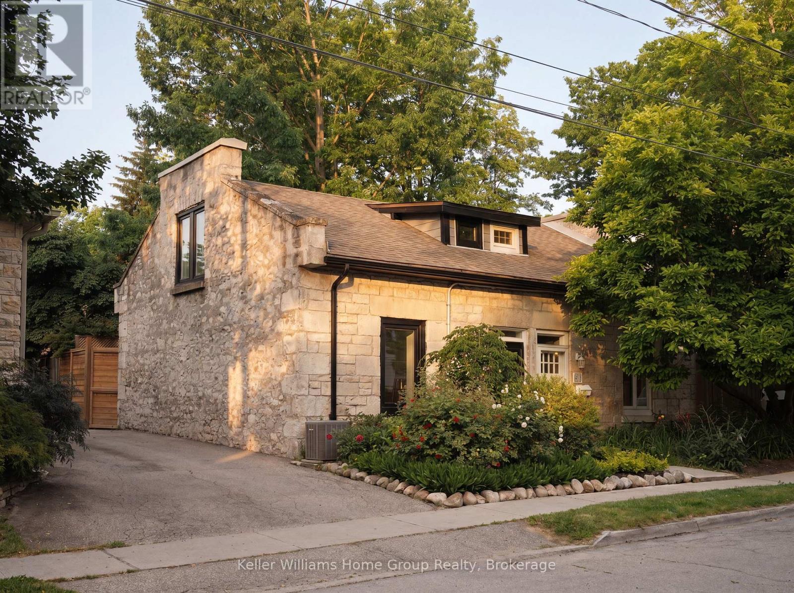 61 Essex Street, Guelph, Ontario  N1H 3K9 - Photo 2 - X13635940